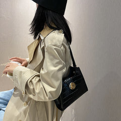 Bolso de hombro con estampado de cocodrilo en color liso