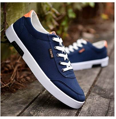2021 new spring men's shoes Korean version of the trend of men's sports and leisure canvas shoes student shoes