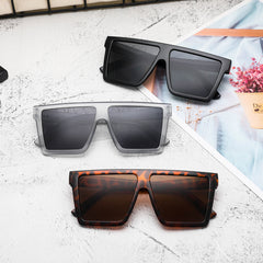 Female round face slim sunglasses