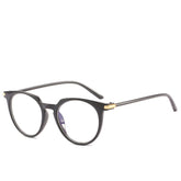 Óculos de armação transparente feminino