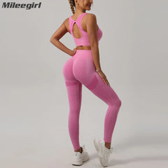 Sporty & Sleek – Women's Fitness Set