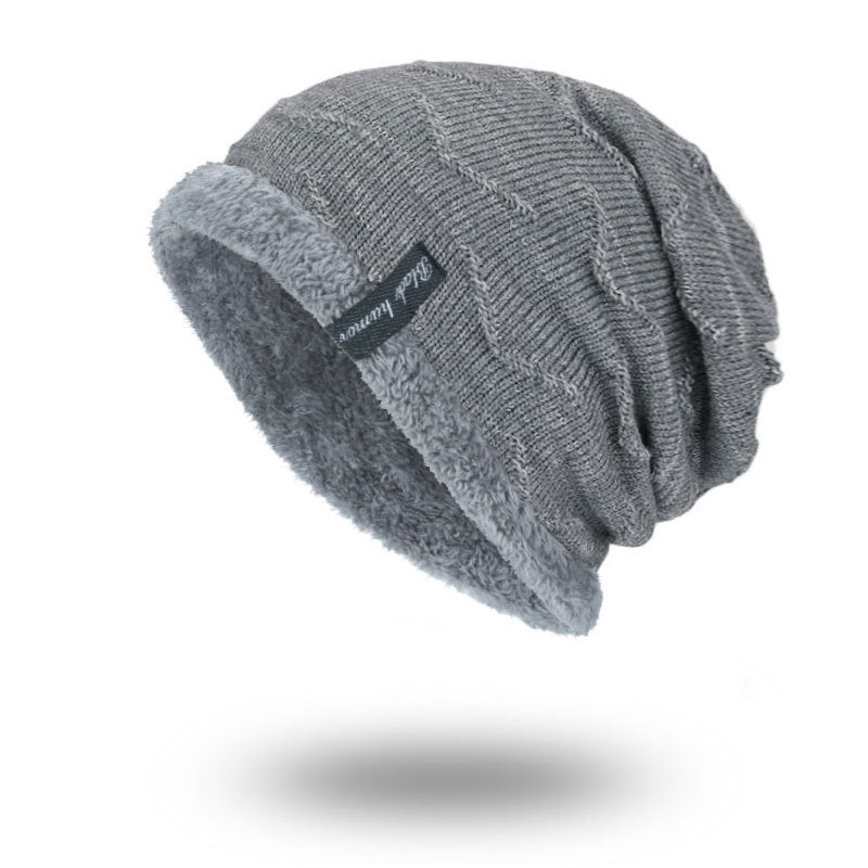 Gorro de lã tricotado para se manter aquecido no inverno