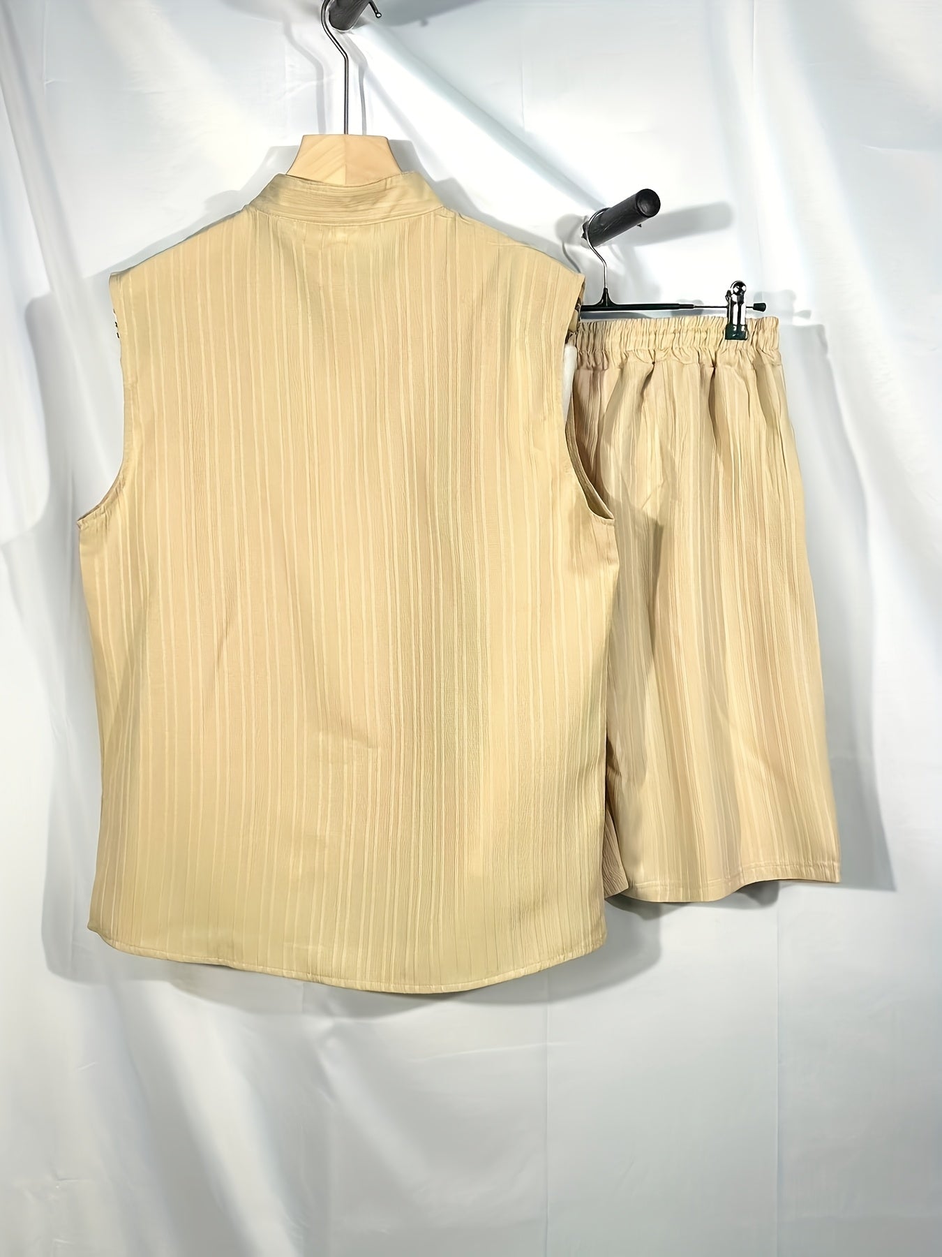 New Summer Men's Shirt Casual Henley Neck Sleeveless Top Shorts Beach Set
