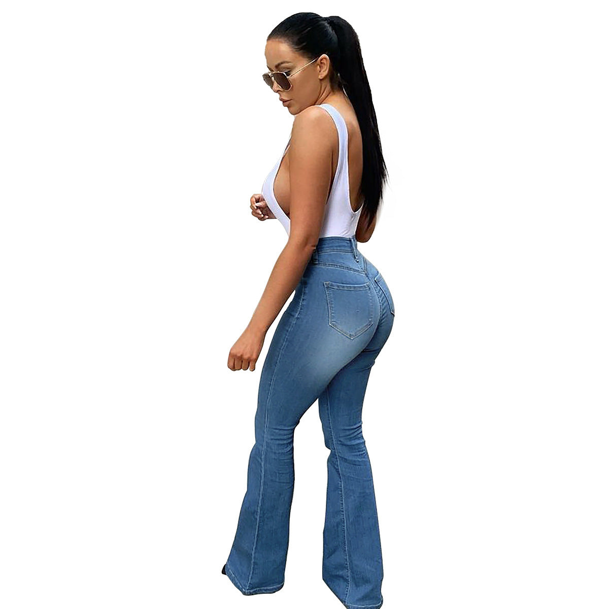 Calça jeans feminina elástica de cintura alta com micropuxador e ferradura