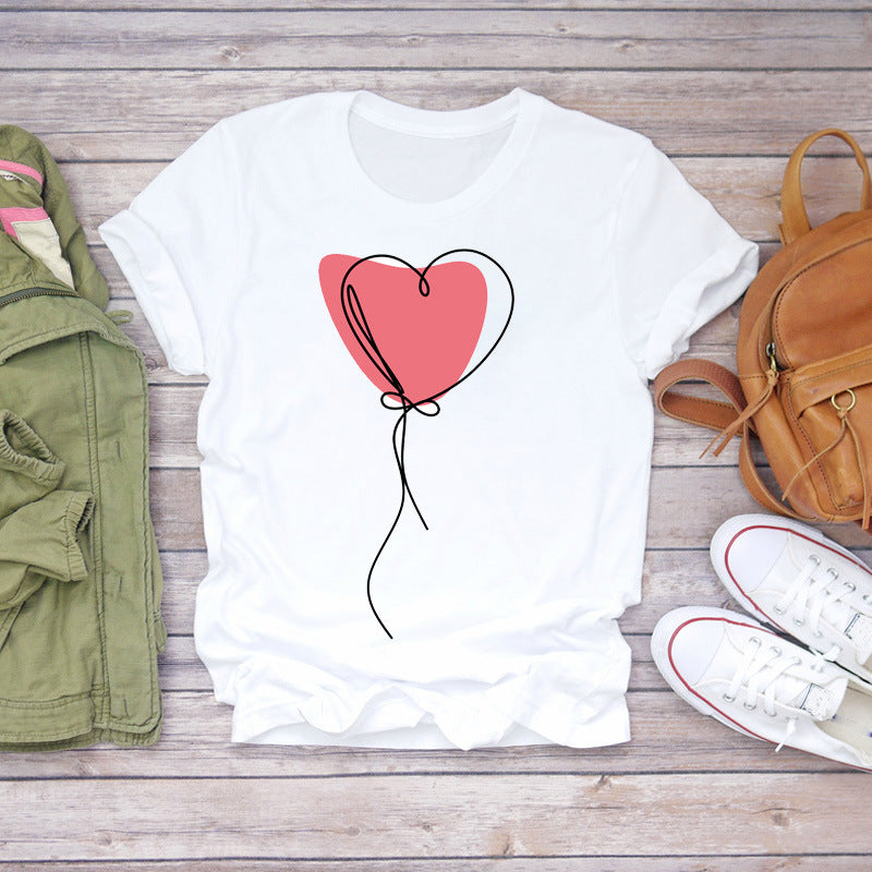 Camiseta feminina de manga curta com estampa de moda de amor aquarela