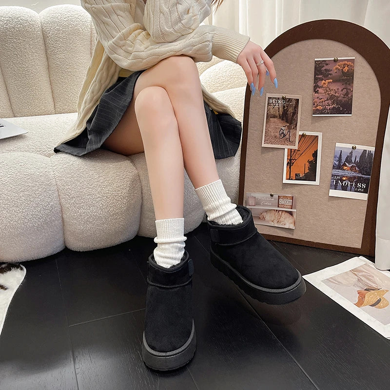 Women’s Winter Snow Boots – Thick sole, fleece-lined, short, warm, anti-slip.