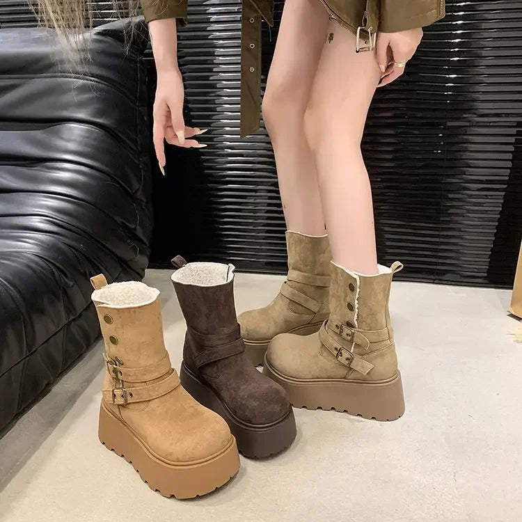 Women’s Winter Boots – Thick sole, ultra high heel, fleece-lined, mid-calf, round toe.