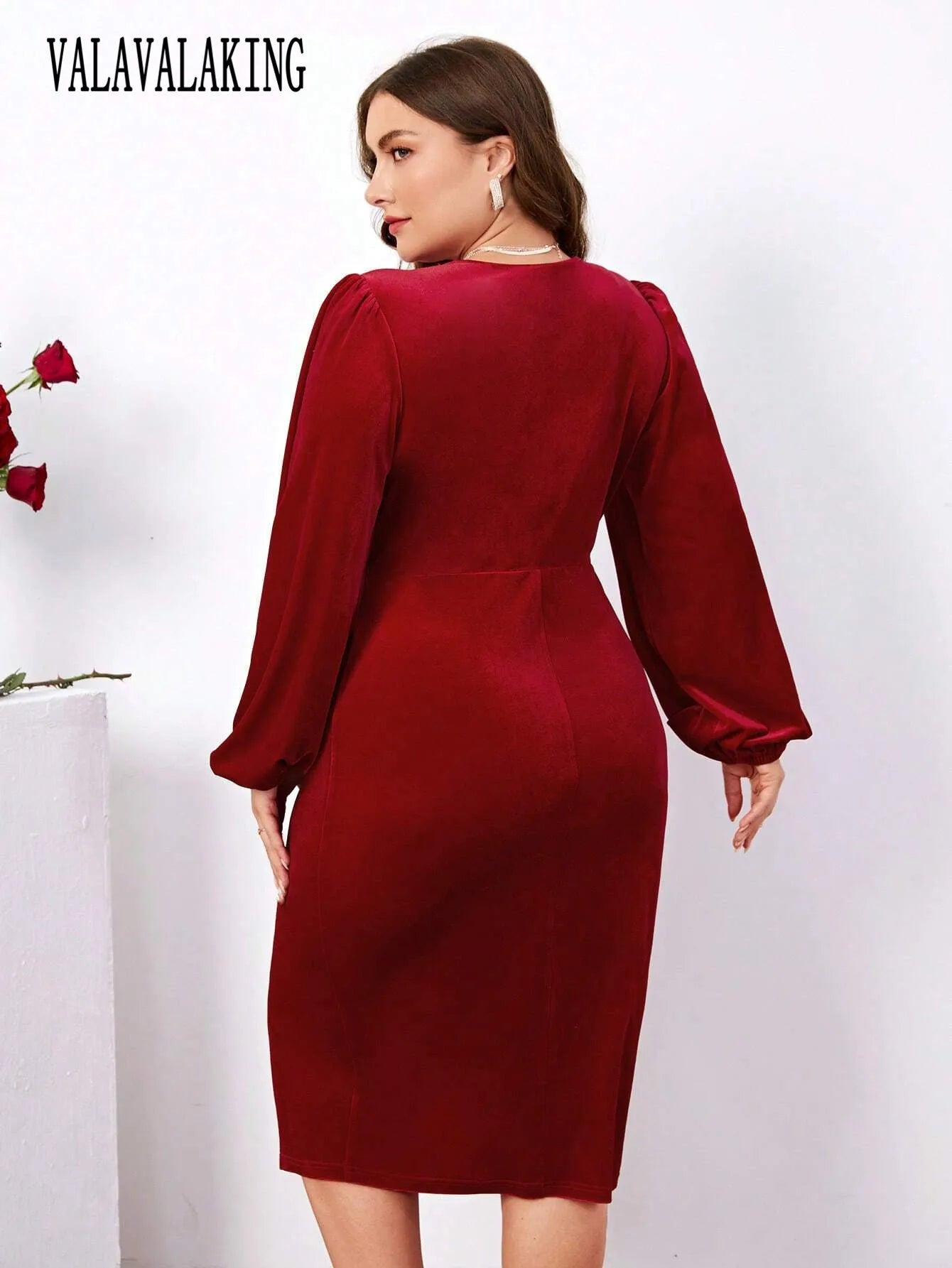 2024 Winter Wine Red Velvet Plus Size Dress Women V-Neck Long Sleeve Midi Dresses Ladies Sexy Split Bodycon Evening Party Dress