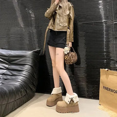 Women’s Winter Boots – Thick sole, ultra high heel, fleece-lined, mid-calf, round toe.