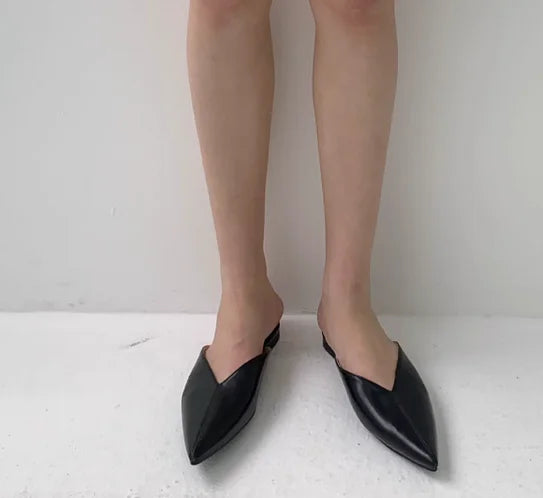 Retro Korean-Style Flat Shoes 2023 – Long Toe Seam, Closed Design