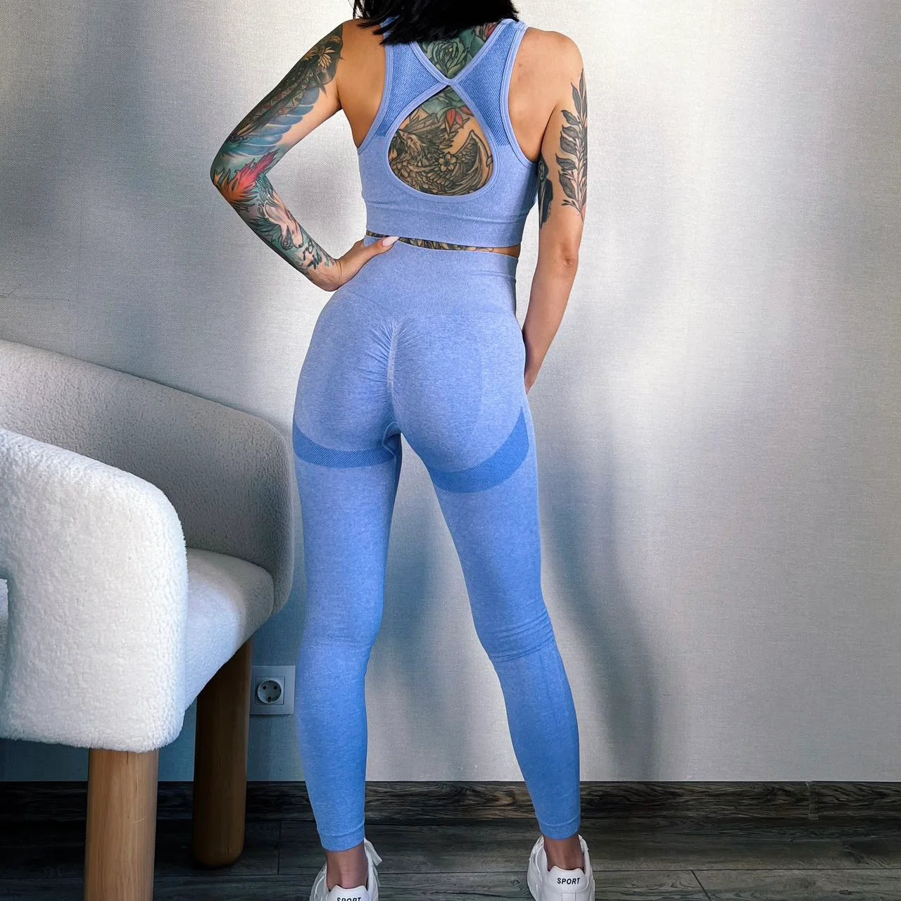 Sporty & Sleek – Women's Fitness Set