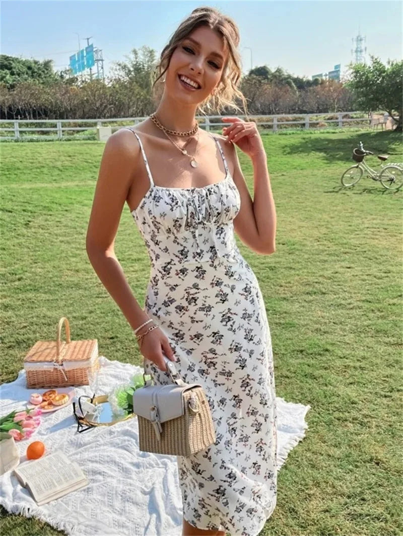 elegant and simple dress, spring/summer