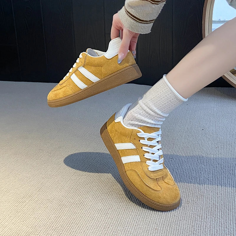 Chic Retro Sneakers – Comfort Meets Style