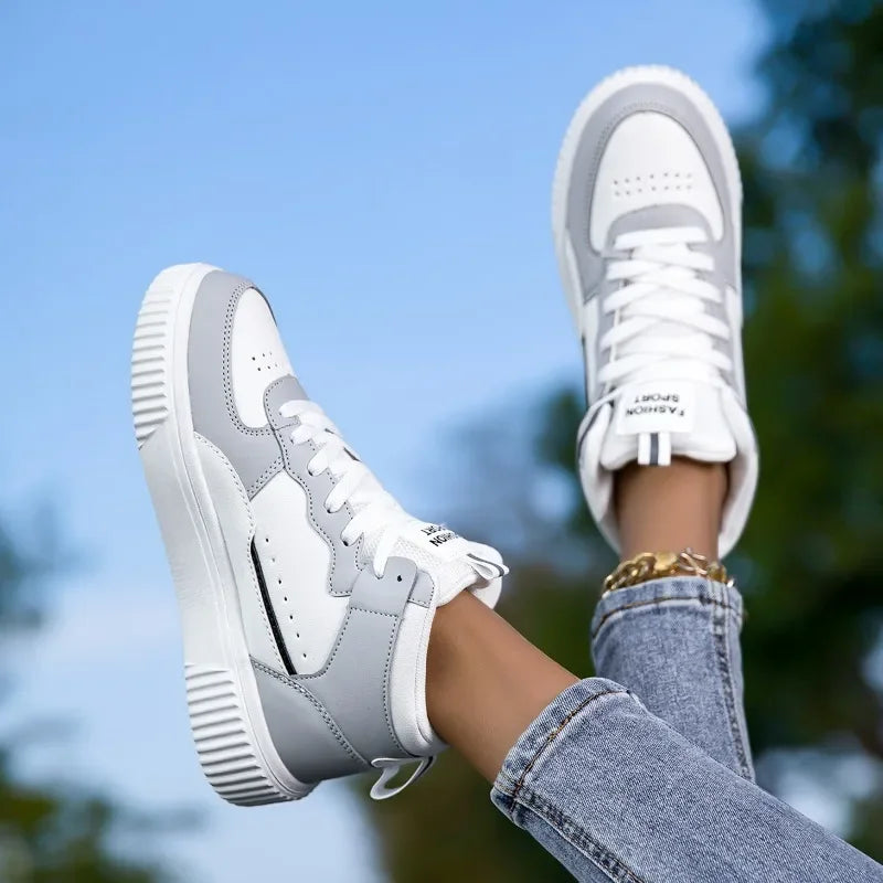 Women’s high-top sneakers, lightweight and durable. Sporty style.