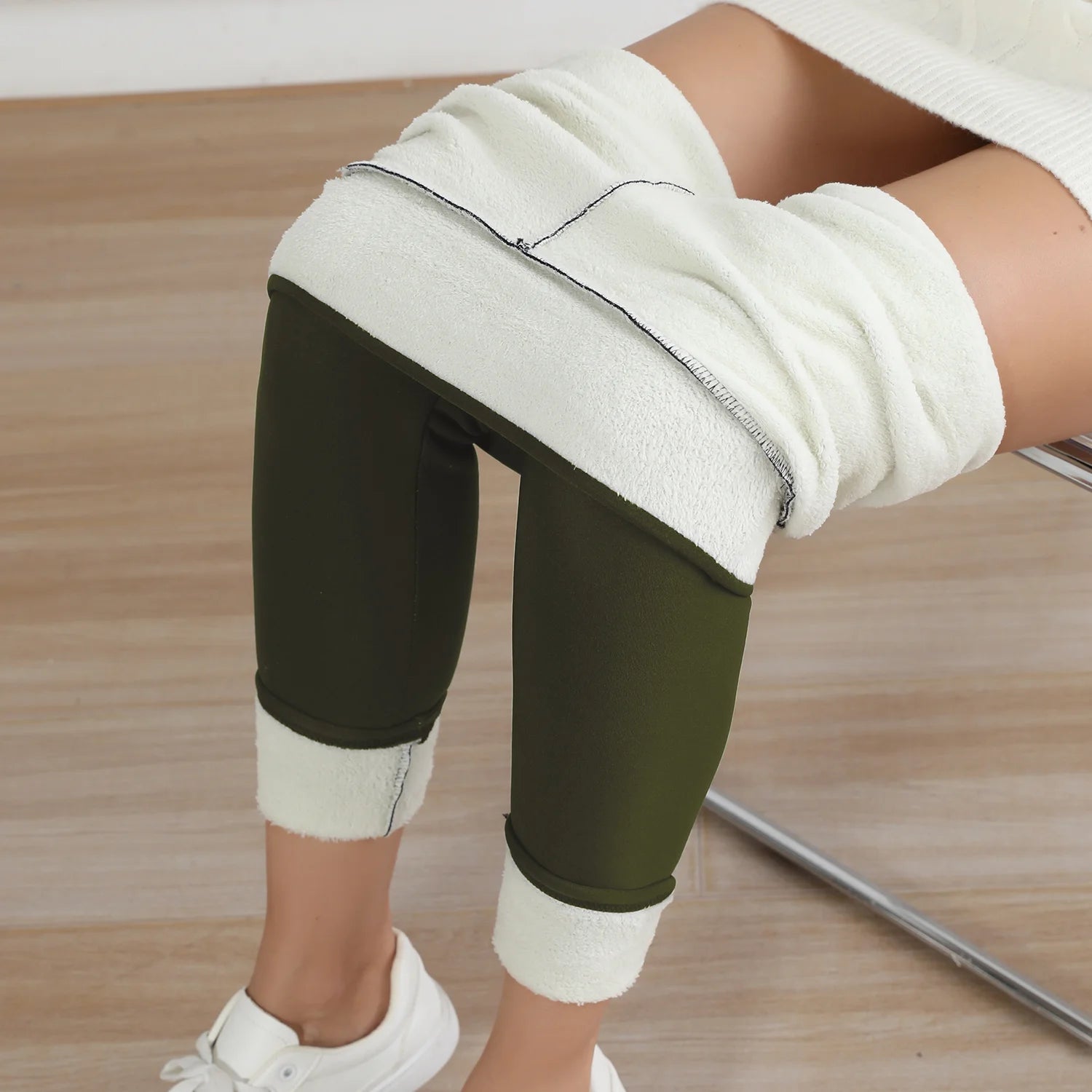 High-Waist Fleece Velvet Leggings – Autumn & Winter