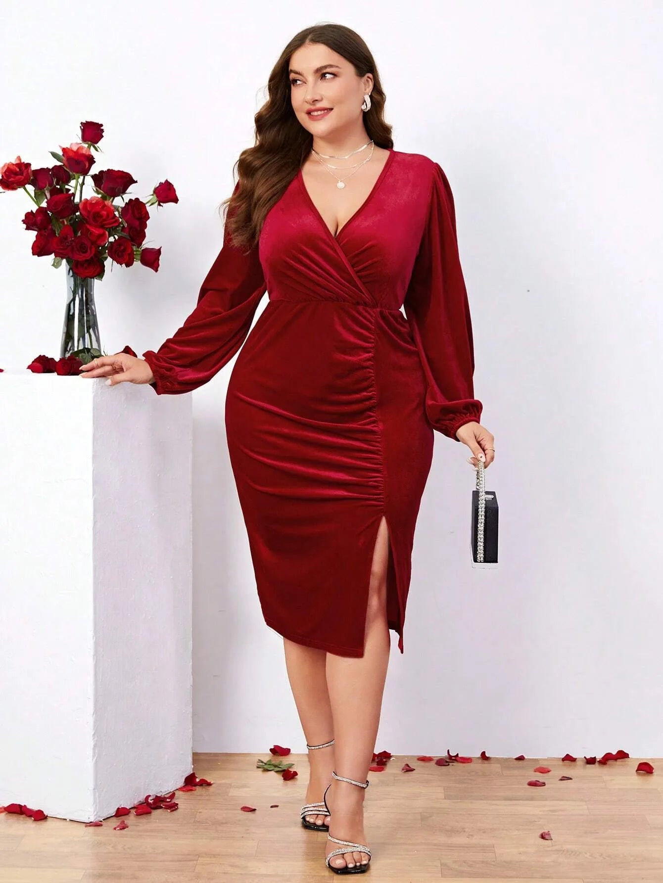 2024 Winter Wine Red Velvet Plus Size Dress Women V-Neck Long Sleeve Midi Dresses Ladies Sexy Split Bodycon Evening Party Dress