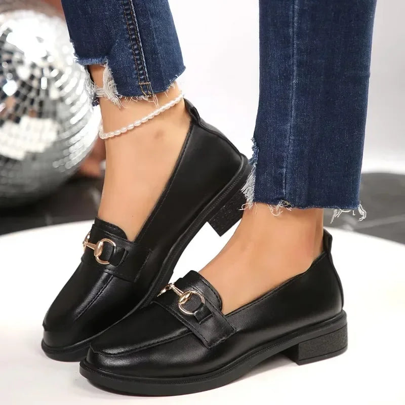 Women's Flat LoafersRetro Round Head Small Leather Shoes Soft Sole Foreign Trade Large Size Trend Zapatos Baratos Liquidaci...