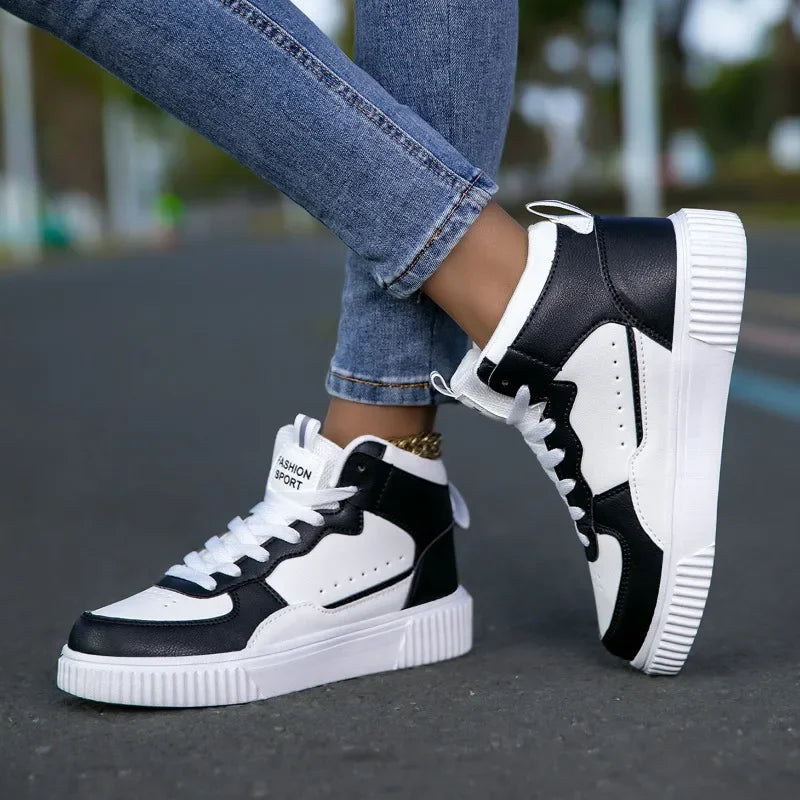 Women’s high-top sneakers, lightweight and durable. Sporty style.