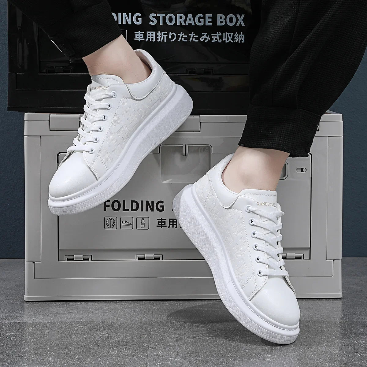 Casual Shoes Men 2024 New arrival Lace-up Thick Sole Casual Sneakers Versatile Leather Muffin Shoes Elevated Male Board Footwear