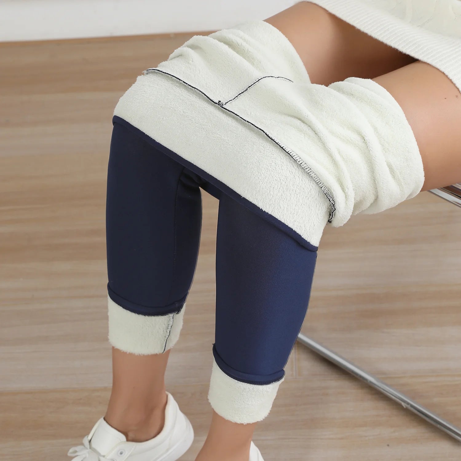 High-Waist Fleece Velvet Leggings – Autumn & Winter