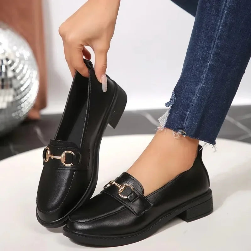 Women's Flat LoafersRetro Round Head Small Leather Shoes Soft Sole Foreign Trade Large Size Trend Zapatos Baratos Liquidaci...