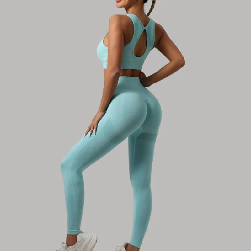 Sporty & Sleek – Women's Fitness Set