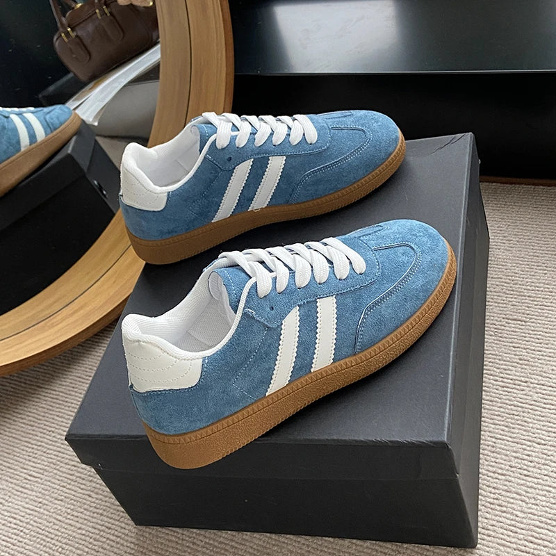 Chic Retro Sneakers – Comfort Meets Style