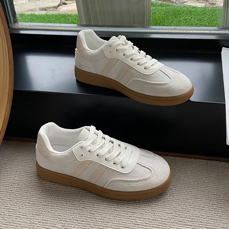 Chic Retro Sneakers – Comfort Meets Style
