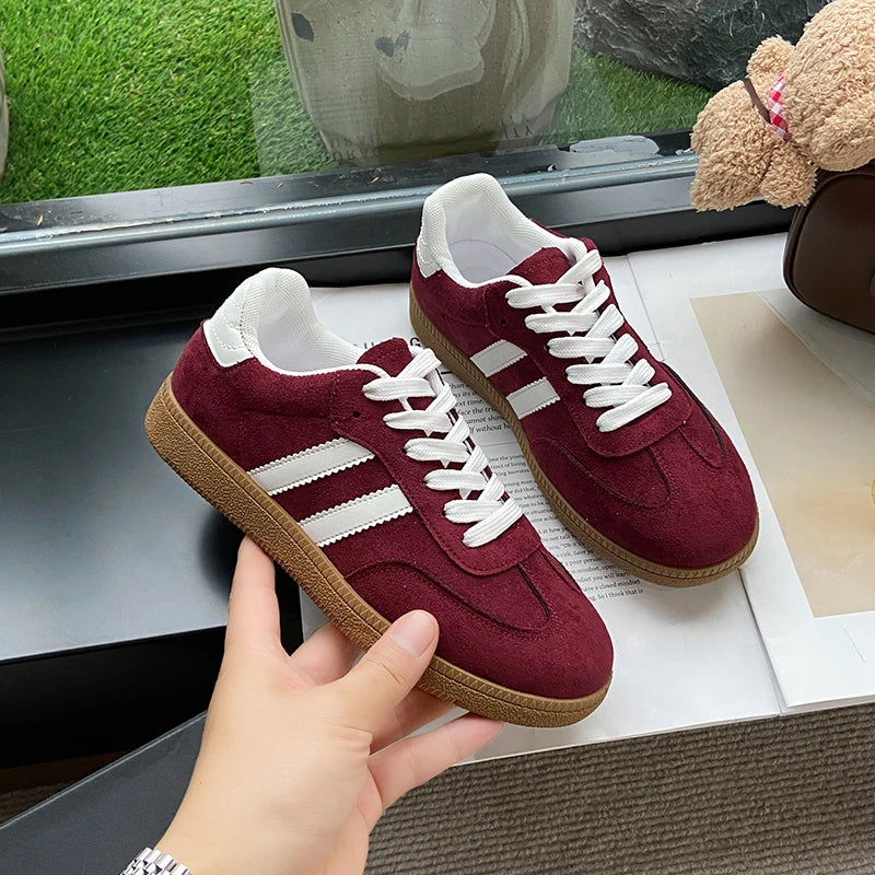 Chic Retro Sneakers – Comfort Meets Style