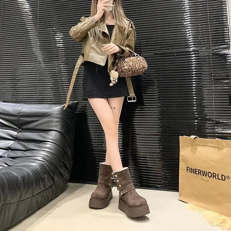 Women’s Winter Boots – Thick sole, ultra high heel, fleece-lined, mid-calf, round toe.