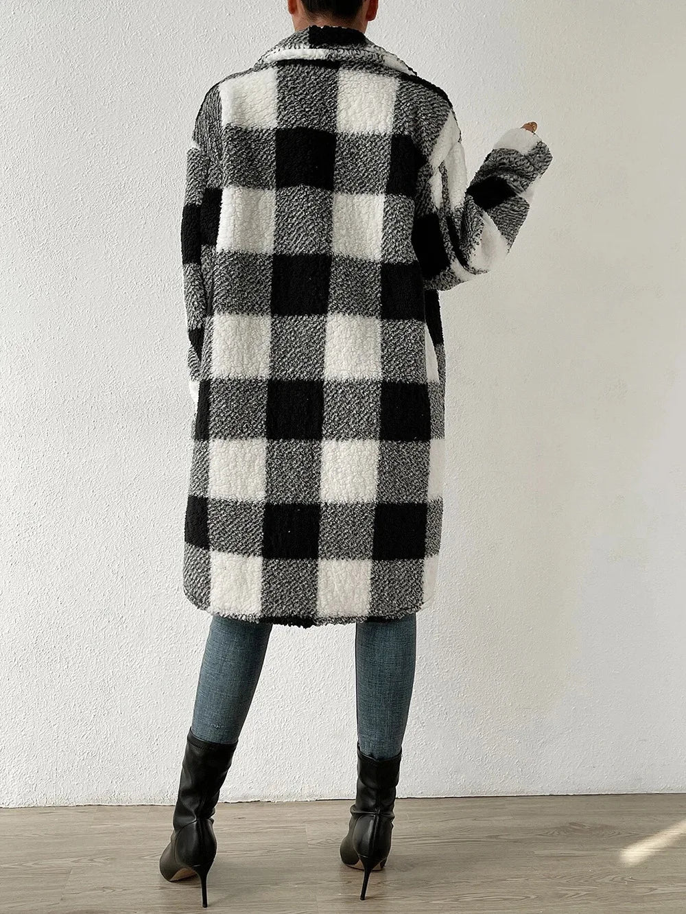 Long Plaid Fleece Coat with Pockets – Autumn & Winter