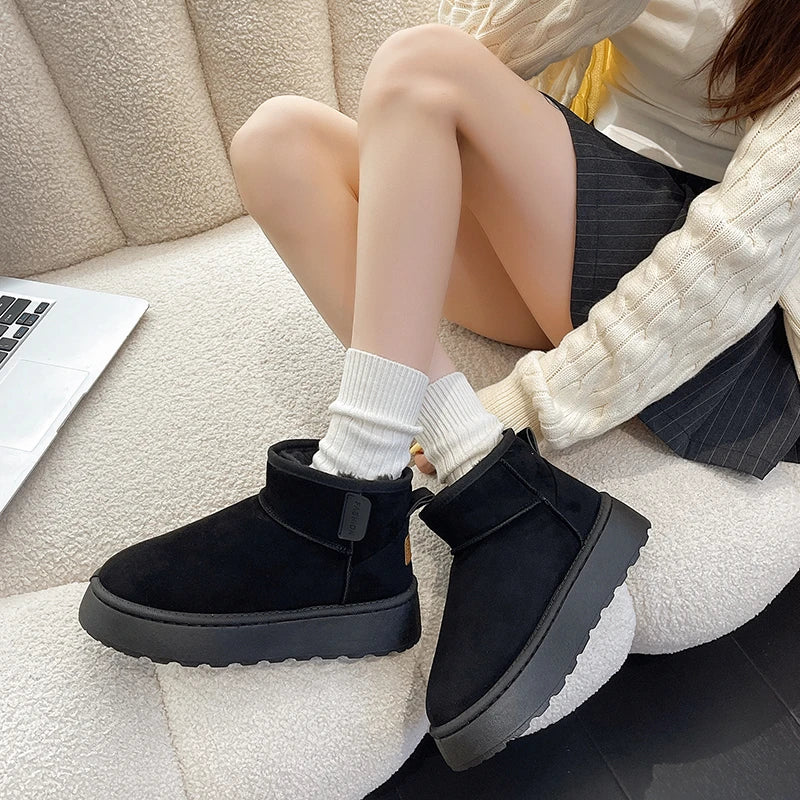 Women’s Winter Snow Boots – Thick sole, fleece-lined, short, warm, anti-slip.