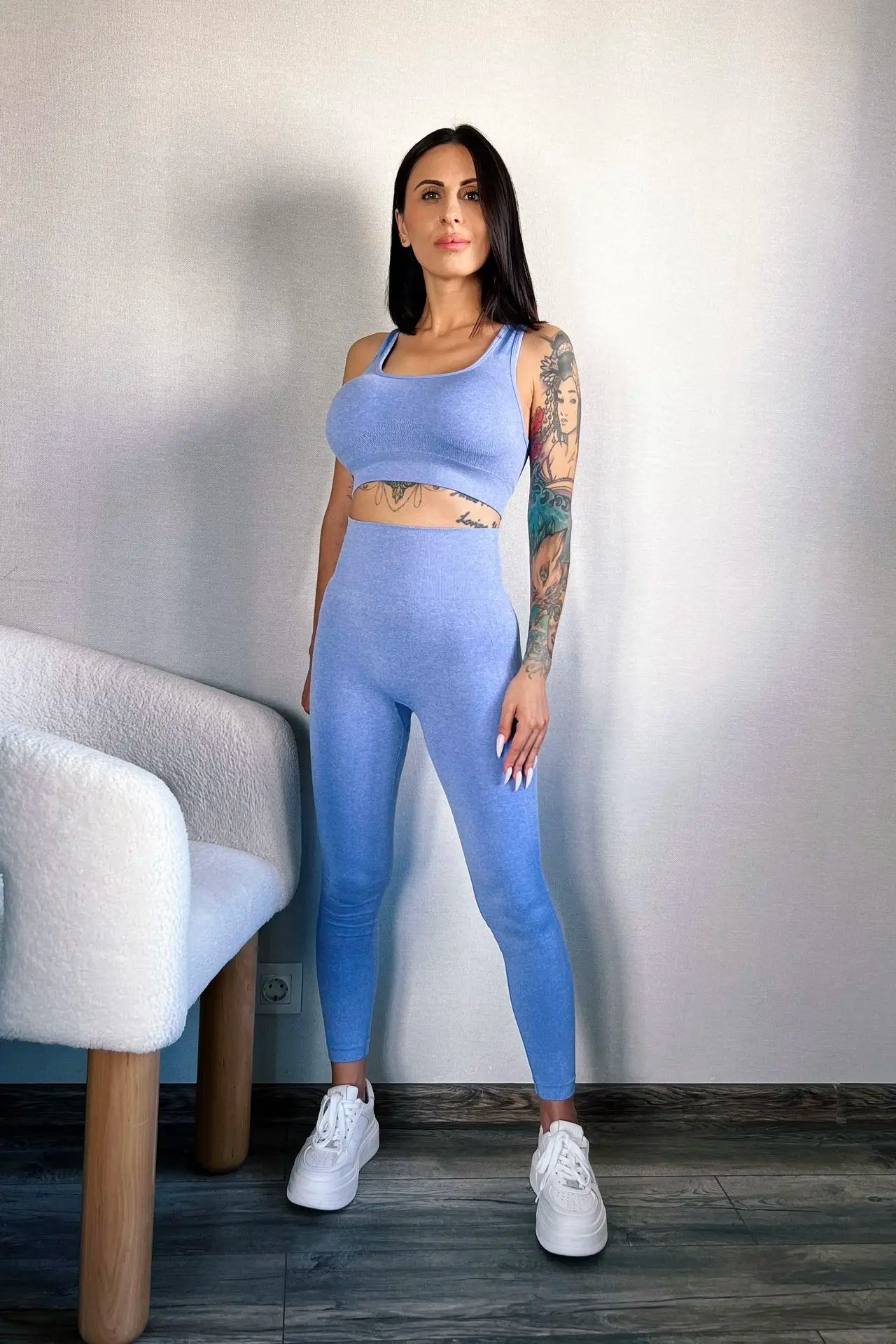 Sporty & Sleek – Women's Fitness Set