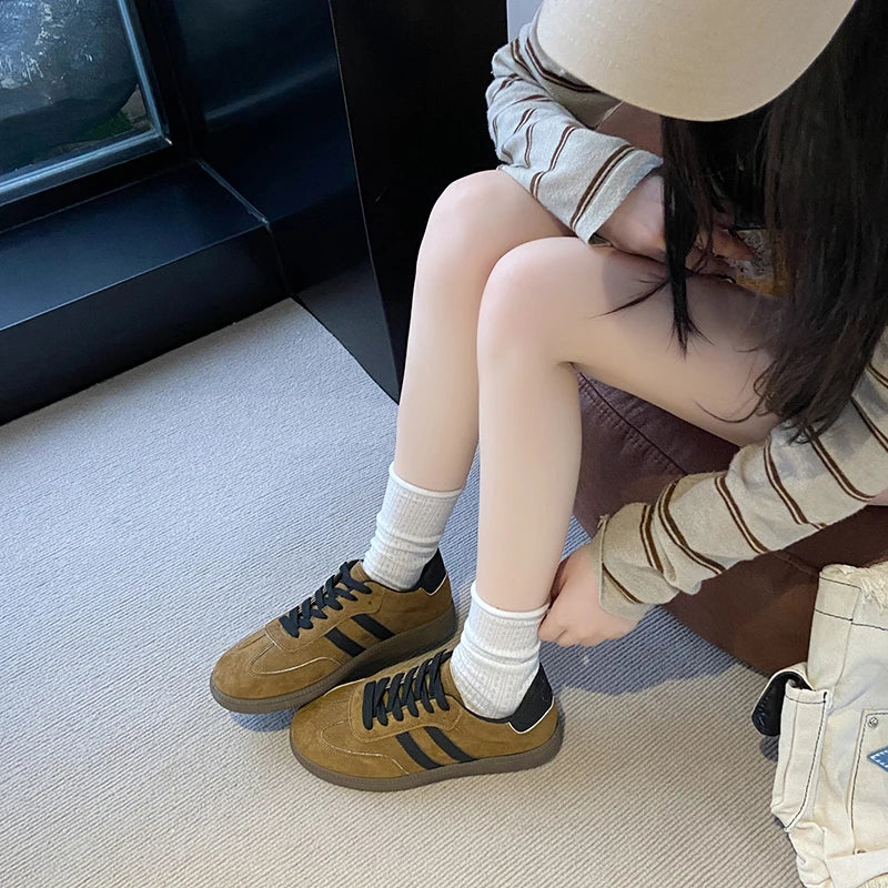 Chic Retro Sneakers – Comfort Meets Style