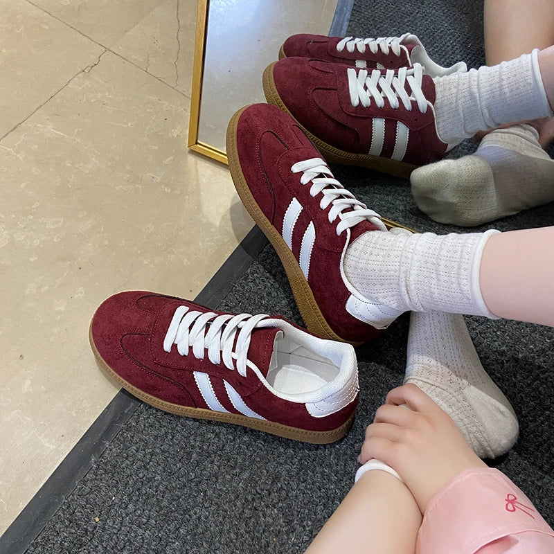 Chic Retro Sneakers – Comfort Meets Style