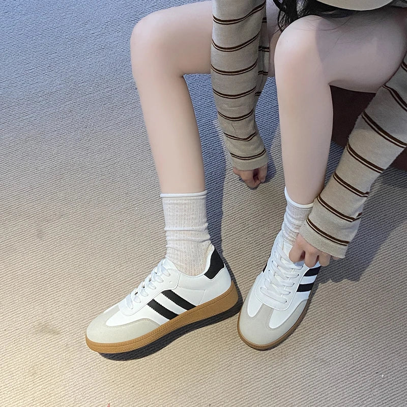 Chic Retro Sneakers – Comfort Meets Style