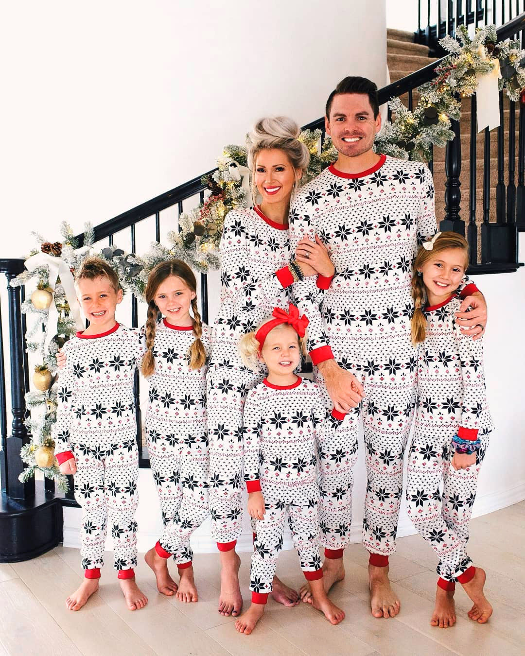 Traje casual de poliéster en blanco y negro con contraste de colores para Navidad para padres e hijos