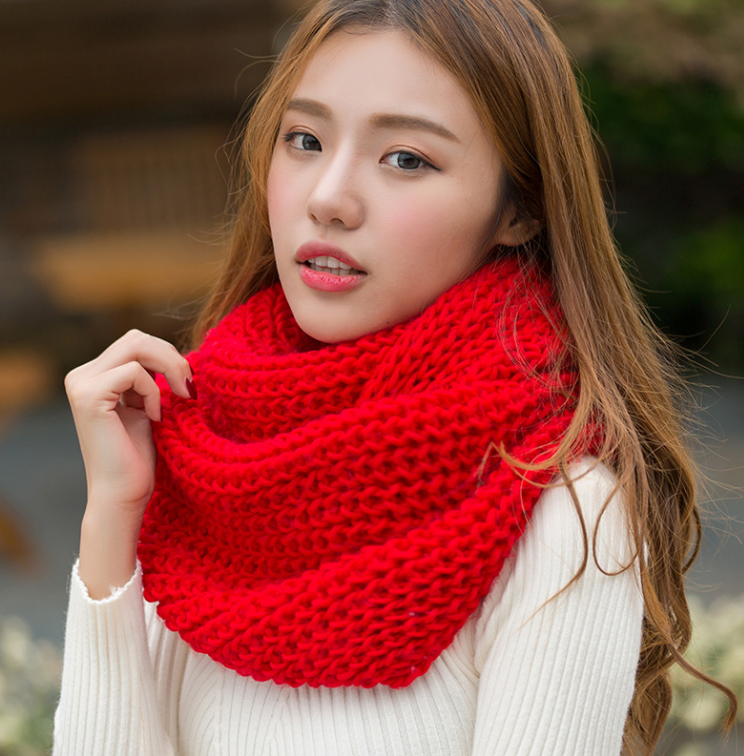 Women's Padded Warm And Cold-proof Hooded Scarf